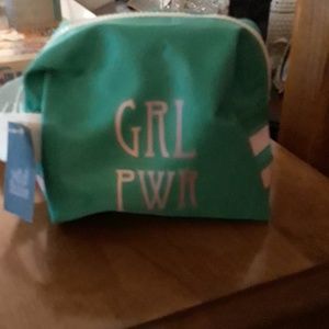 MAKEUP BAG NWT #GRLPWR